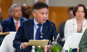 人民银行行长潘功胜出席第53届国际货币与金融委员会会议