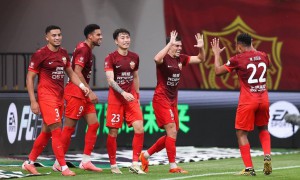 中超-古斯塔沃戴帽武磊破门 海港4分钟3球5-0海牛夺13连胜
