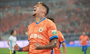 中超前瞻：泰山连战京沪左右争冠格局 广东德比生死对决